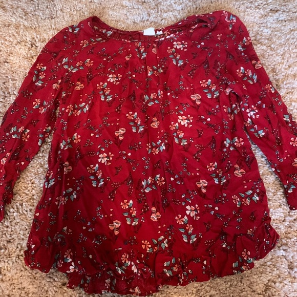 GAP Tops - Red flowered GAP blouse